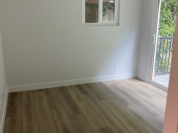 4th image of 1466 S Canfield Ave APT 2