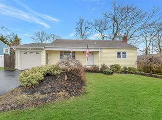 229 N 7th St, Lake Ronkonkoma, NY 11779