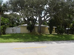 766 Fiddlewood Rd, Vero Beach, FL 32963