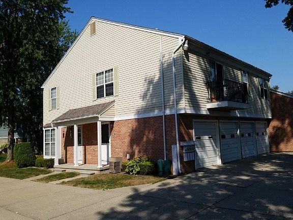 2nd image of 24632 Lake Meadow Dr