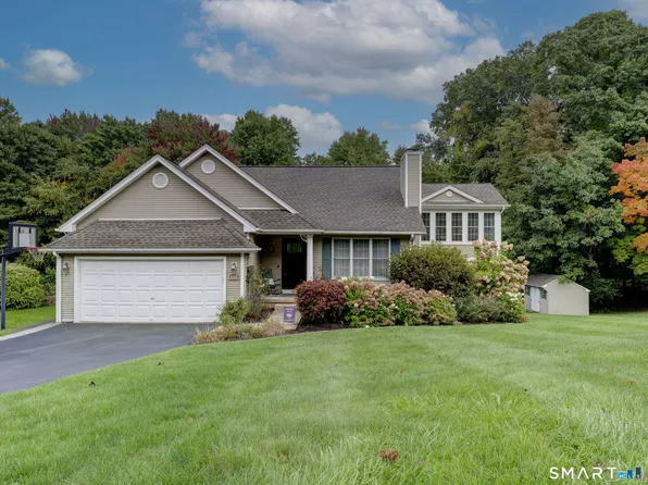132 Folly Brook Lane, Manchester, CT 06040