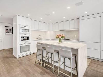 2 S End Ave APT TH4, New York, NY, 10280