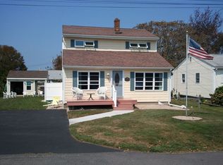10 Teal Pond Rd, Narragansett, RI 02882