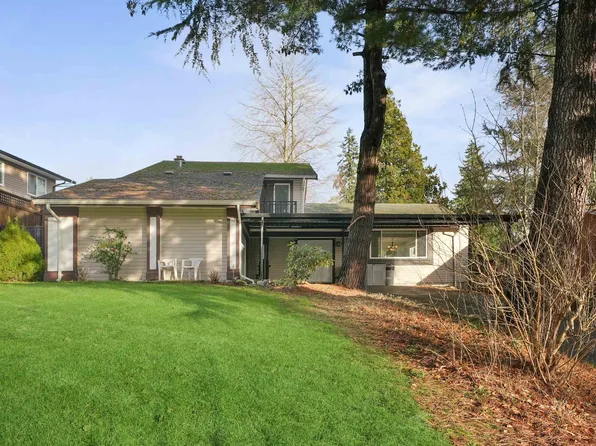 10421 Santa Monica Dr, Delta, BC V4C 1P8