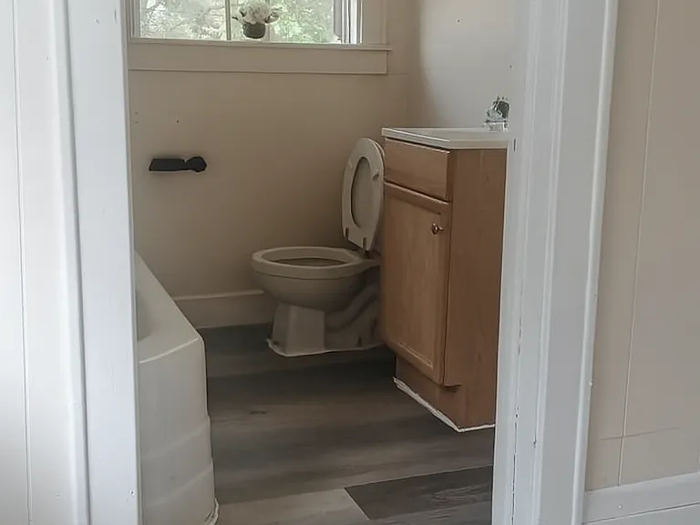 decors not included
