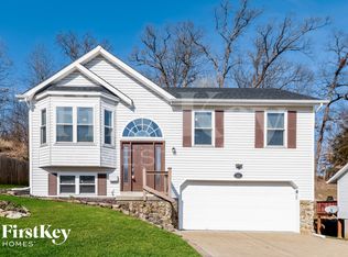 1265 Fenton Ridge Dr, Fenton, MO 63026
