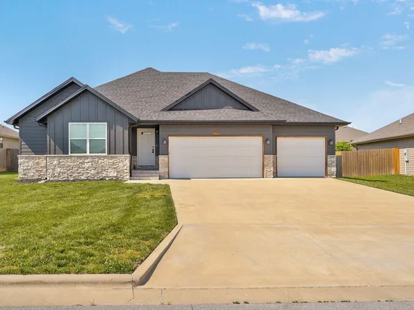 5607 W Pine Street, Springfield, MO 65802