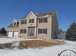 5803 W 27th St, Greeley, CO 80634