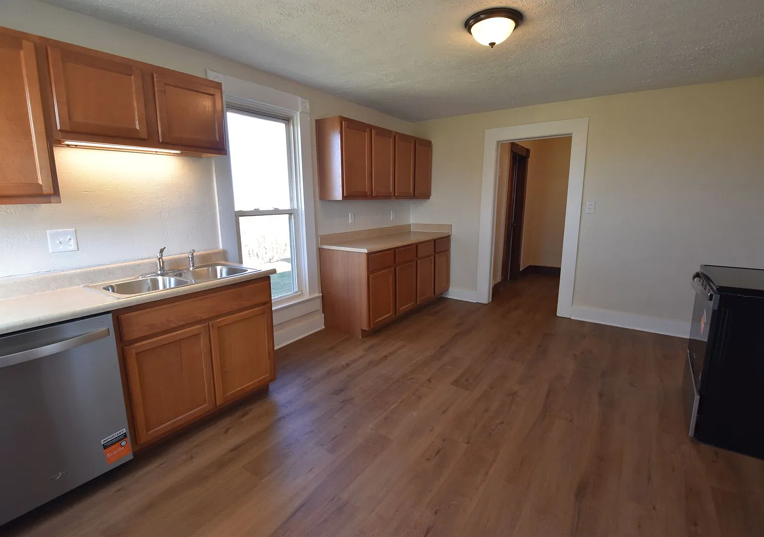 Farmhouse in Greenfield — Photo 4