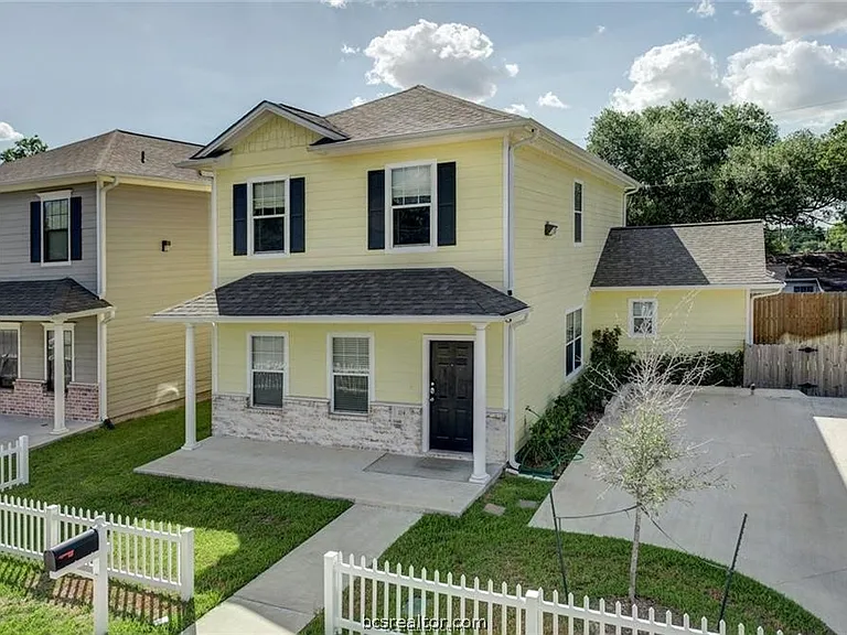 114 Lynn Dr — Photo 24