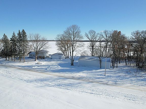 2nd image of 36287 Vickers Dr NE