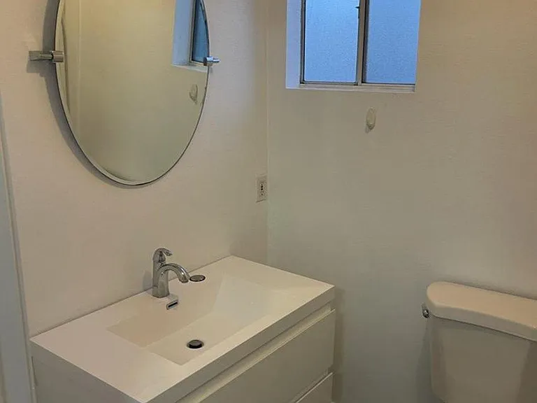 1034 Hi Point St #A — Photo 7
