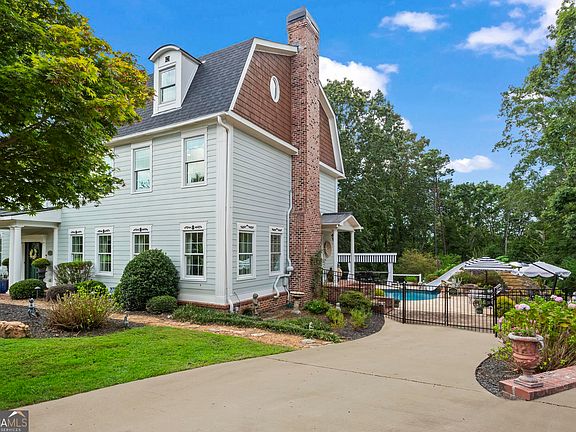 5th image of 285 Old Hornage Rd