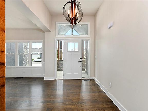 4th image of 6612 Belmont Dr