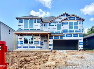8108 Cedar Pointe Dr, Louisville, KY 40229