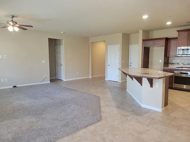 3457 Lansing Ave — Photo 2
