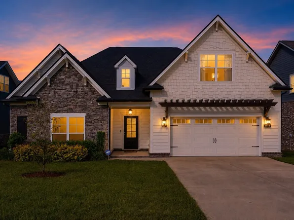 1418 Proprietors Pl, Murfreesboro, TN 37128