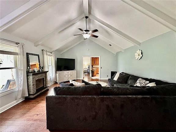 4th image of 36274 Ebb Guillot Rd