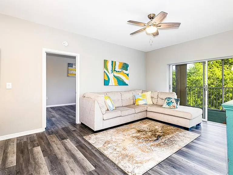 6361 Aragon Way #303 — Photo 4