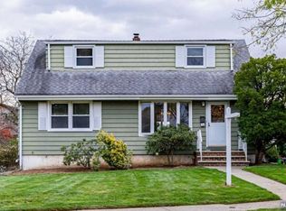 9 Sedeyen Ct, Clifton, NJ 07013