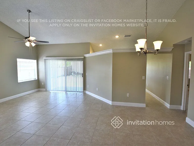 3211 NW 123rd Ter — Photo 8