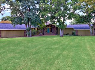 102 Woodcliff Rd, Springdale, AR 72764