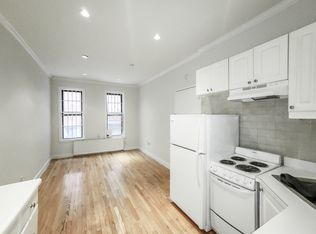 527 W 48th St #1WR, New York, NY 10036