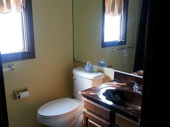 5th image of 8947 Candlewood Ln