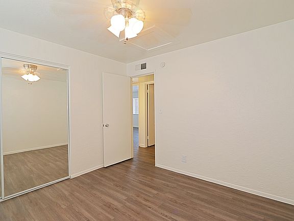 3rd image of 2417 E Campbell Ave APT 3B