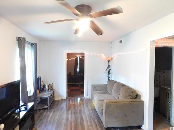 3rd image of 2837 Tennessee St