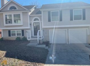 6097 Raintree Bnd, Lithonia, GA 30058