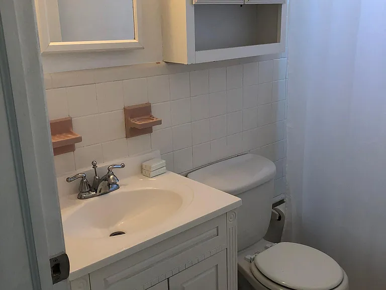 1600 Asbury Ave #F — Photo 17