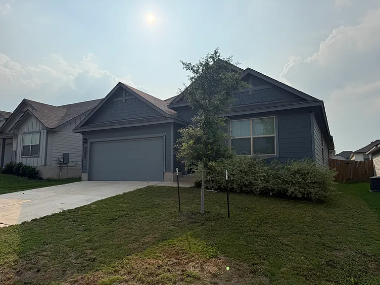 1320 Piedmont St — Photo 2