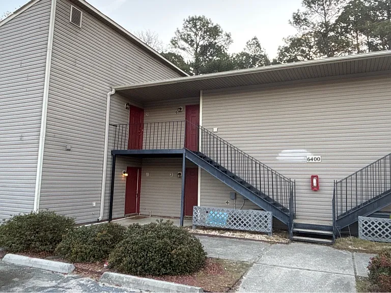 6400 Starbrook Dr #1 — Photo 1