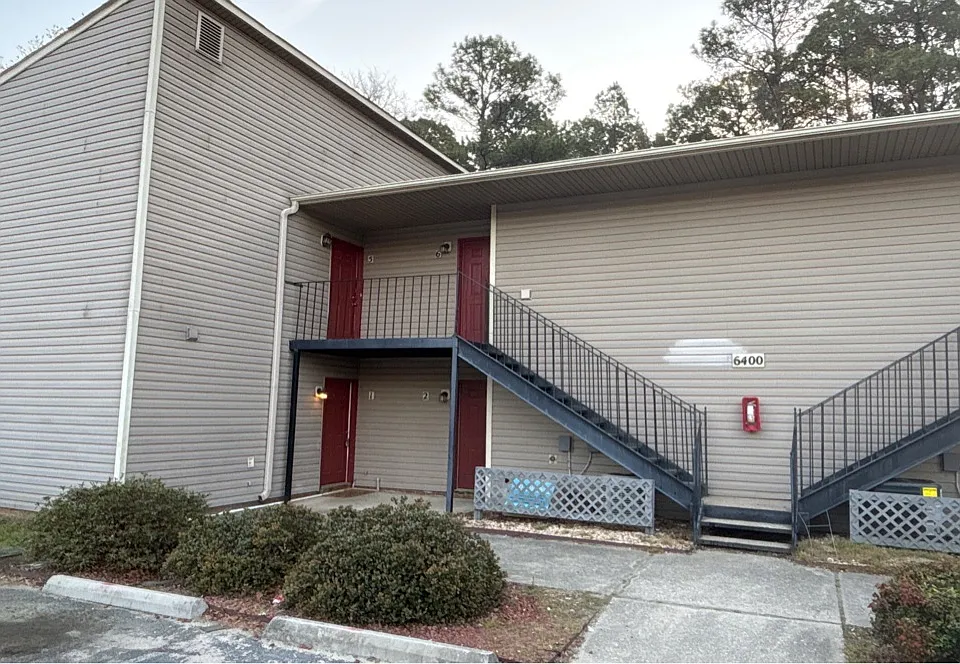 6400 Starbrook Dr #1