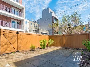 10-12 47th Ave #2R, Long Island City, NY 11101