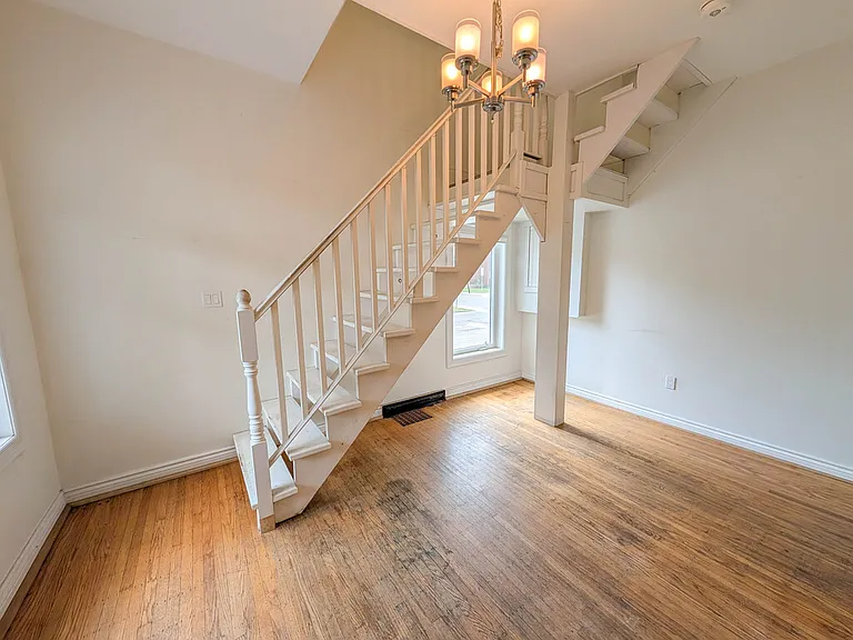 54 West Ave N #2 — Photo 4