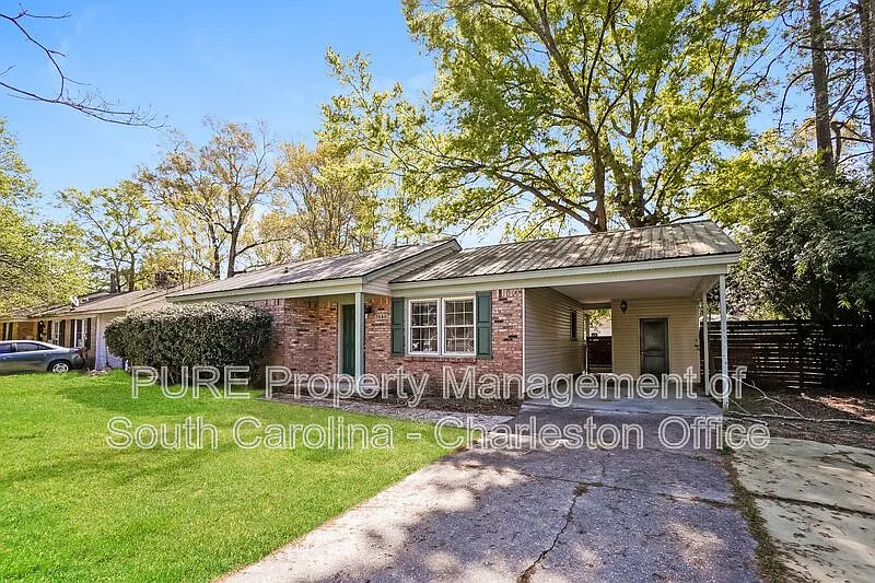 Building Photo - 7648 Hillview Ln