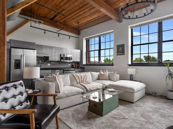 944 Dorchester Ave APT 46, Dorchester, MA 02125