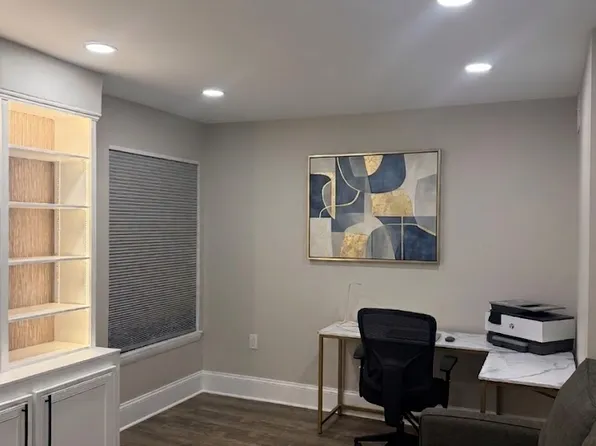 2841 Windsor Dr APT 202, Falls Church, VA 22042