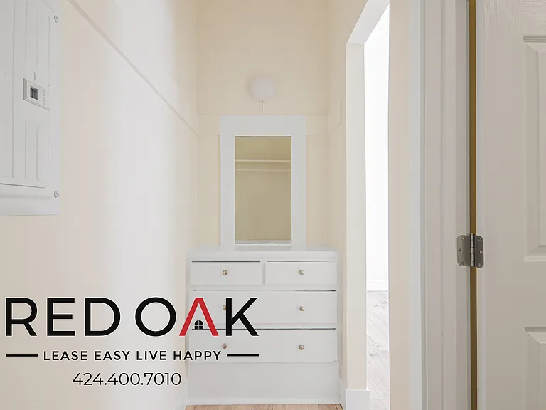207 S Berendo St #210 — Photo 6