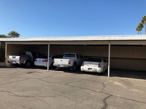 5th image of 500 E Country Club Dr Unit 20