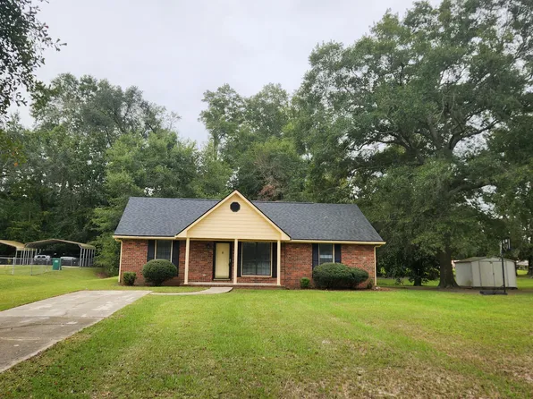 902 Phoebe Rd, Albany, GA 31705