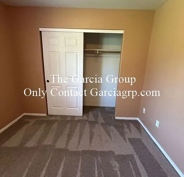 12625 SE Division St #B — Photo 9
