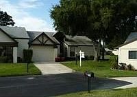 1st image of 956 Rosewood Ln