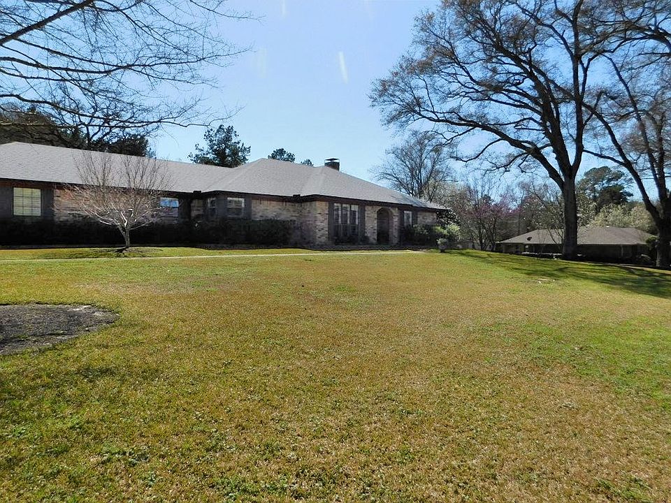 1st image of 204 Richland Dr
