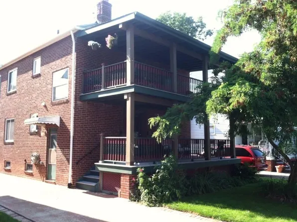 1306 Cook Ave #Up, Lakewood, OH 44107