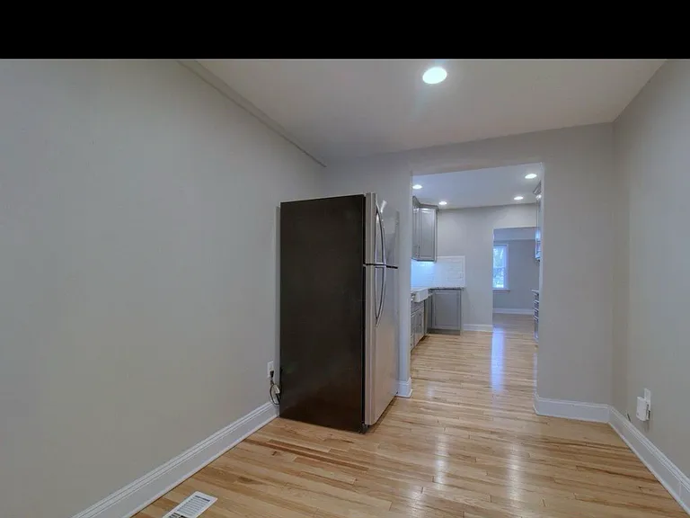11610 Cardwell St — Photo 27