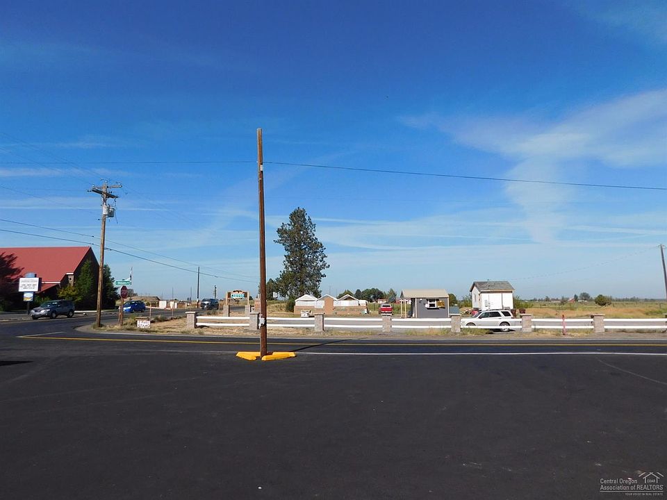 2nd image of 6021 SW Williams Rd