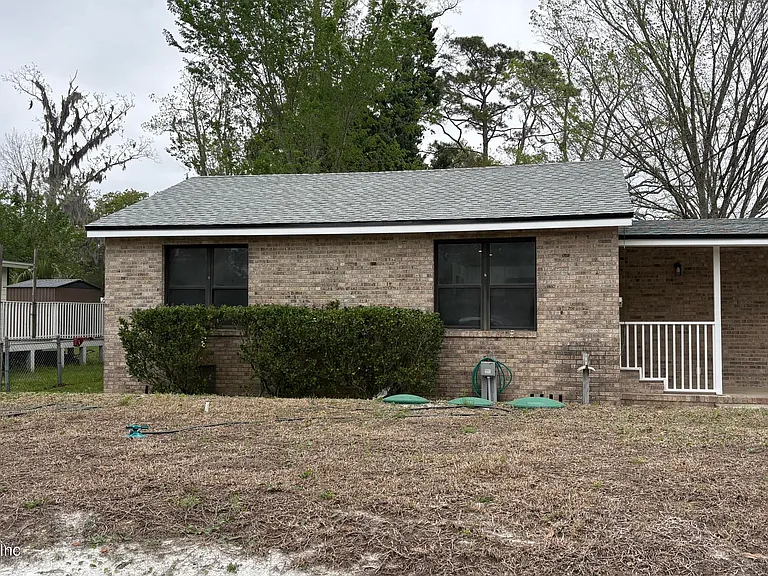 5933 Jammes Rd — Photo 3